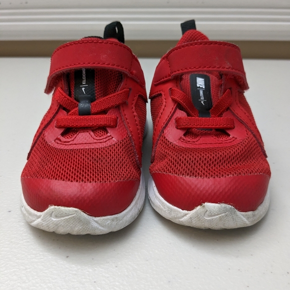 Little Boys fire engine red Nike hook & loop (Velcro)sneakers. SZ 4C.DOWNSHIFTER - Picture 6 of 10